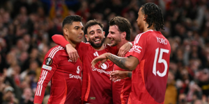 MU Cay Đắng Chứng Kiến Danh Hiệu Vẫy Gọi Rashford – Sancho